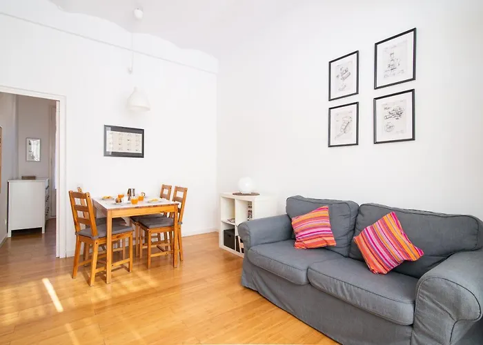 Barcelona Cozy Apartment